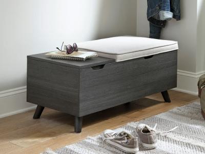 Signature Design by Ashley Yarlow Storage Bench A3000321 Linen/Gray