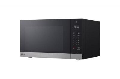 LG 1.5 Cu.ft. Countertop Microwave with Smart Inverter and Sensor Cooking - MSER1590S